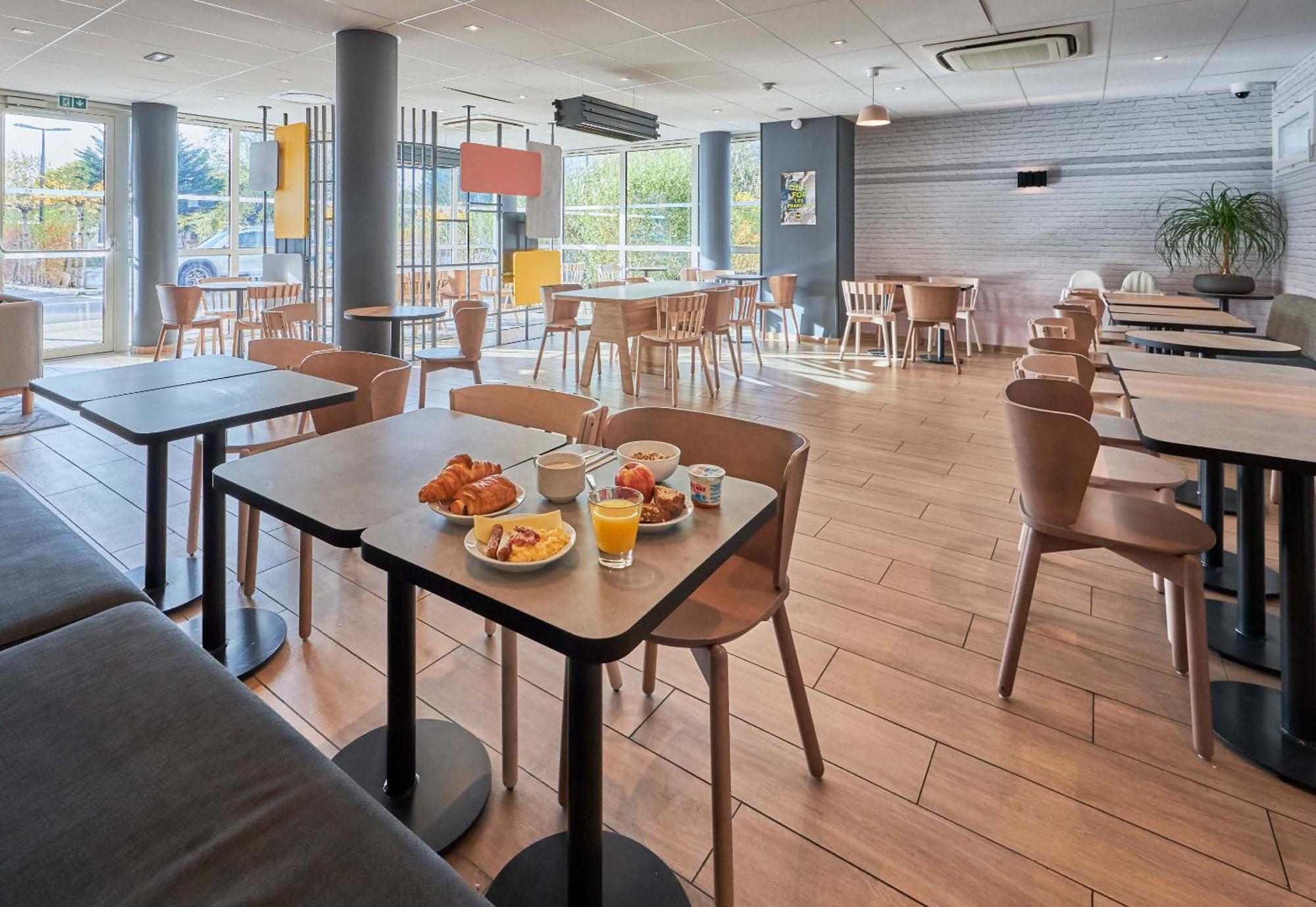 B&B Hotel Ouistreham Exterior foto